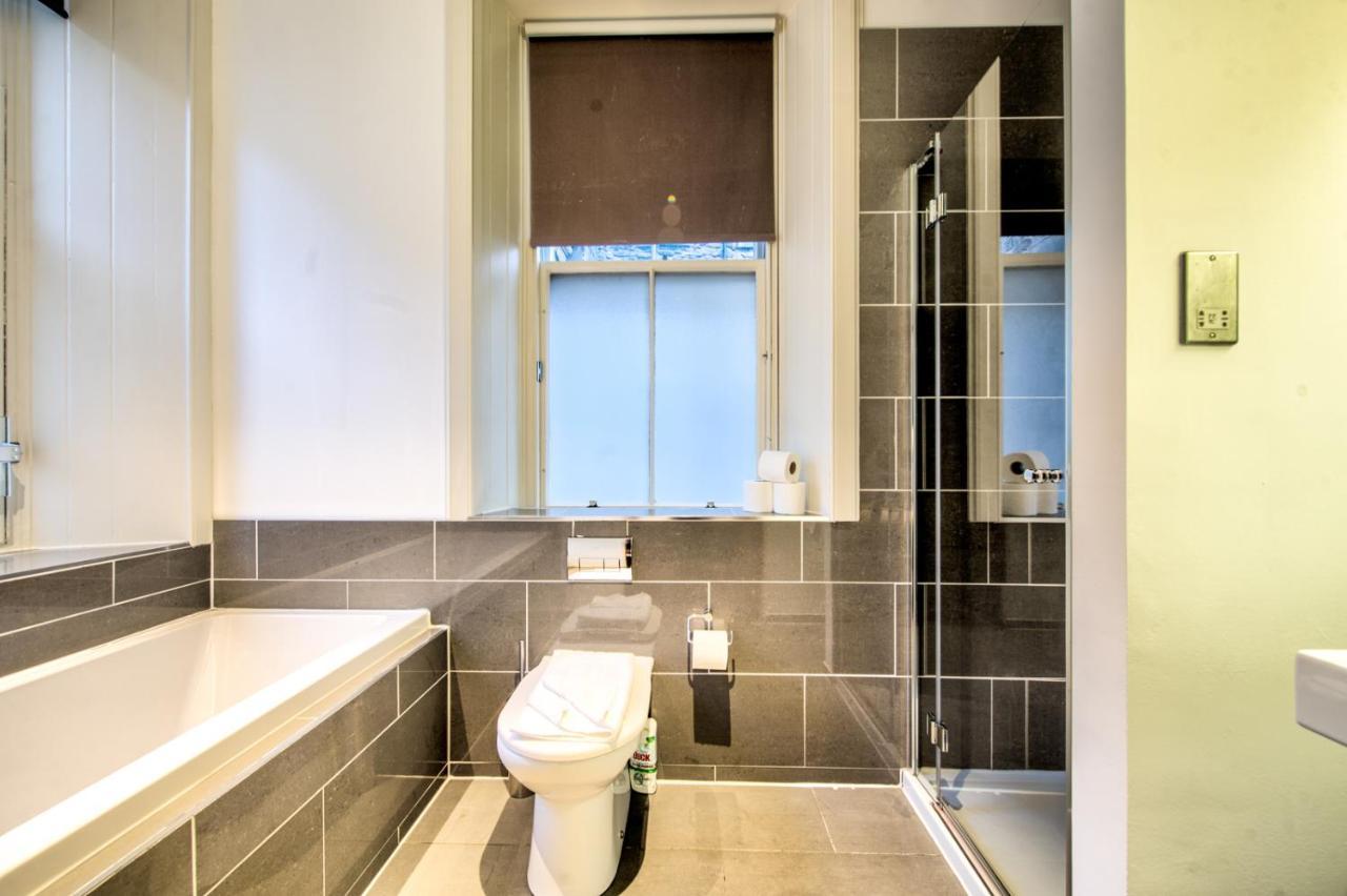 Sumptuous 2Br Apt Next To Edinburgh Castle! Exterior photo